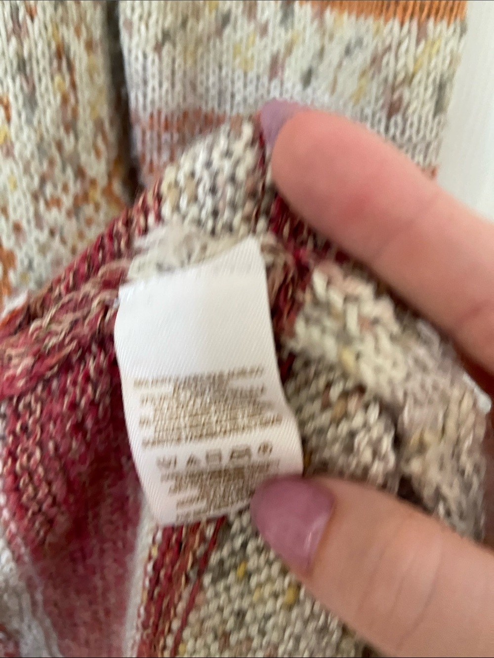 Fall Aztec Patterned Cardigan - Picture 4 of 4